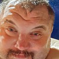 "Morali smo da prodamo stan jer nisam radio godinu dana" Bio je zvezda 90-ih, a onda nestao iz javnosti i doživeo šok…