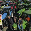 Grčki poljoprivrednici u sukobu s policijom: Masovni protesti zbog kašnjenja EU subvencija i istrage o korupciji