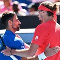 Zverev nastavlja da „vrši pritisak“ na Đokovića