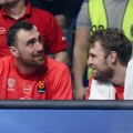 Olimpijakos je gazda Pireja: Milutinov držao čas košarke, novi skandal Atamana sve šokirao