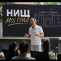 Dragoslav Ćirković dobio pretnje zbog fotografije o polaganju cveta na spomenik u Srebrenici