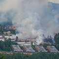 Nikad veći požar u Norveškoj: Izbio u gradu, proširio se na okolnu šumu, 100 kuća izgorelo