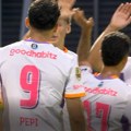(VIDEO) Čekajući Kostićev debi: PSV upisao prvu pobedu