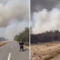 Požar i dalje van kontrole, izgorelo oko 4000 hektara: Drama u Deliblatskoj peščari, pojavio se snimak (video)