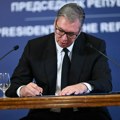 Aleksandar Vučić je podneo ostavku na funkciju predsednika države