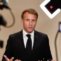 Makron osudio komentare o protestima: Tvrdi da se šire lažne slike Francuske