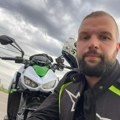 Ovo je bajker koji je poginuo kod klenja! Nikola propustio kolonu vozila, pa motorom naleteo na traktor, nije mu bilo spasa…