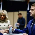 Makron progovorio o neugodnom trenutku sa suprugom Brižit koji je video ceo svet
