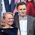 Pamela Anderson i Lijam Nison su i zvanično novi ljubavni par u Holivudu: Svi su mislili da je marketinški trik, a evo šta se…