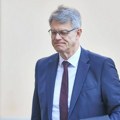 Ministar pao u nesvest usred sastanka: Drama u Nemačkoj: Šnider kolabirao za stolom, hitno je hospitalizovan, a evo u kakvom…