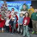 RTK obradovao najmlađe – Deda Mraz uručio novogodišnje paketiće deci zaposlenih