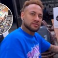 Nejmar strpao 4.000.000 evra u roze kofer i otišao na Mundijal: Jutjuberu pokazao 9 satova koje će nositi u SAD
