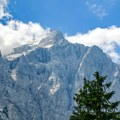 Holanđanin (57) poginuo dok se spuštao niz Triglav: Izgubio ravnotežu i pao u snežni nanos
