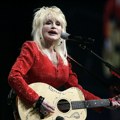 Obožavaoci pokrenuli peticiju da aerodrom u Nešvilu dobije ime Doli Parton