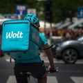 MOR upozorava da Srbija treba da menja Zakon o radu: Promene za radnike Wolt, Glovo i drugih platformskih servisa