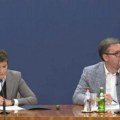 Obraćanje Vučića i Brnabić: "Isplaćeno 24 miliona dinara zbog poplava" - "Prioritet su stambeni objekti i škole"