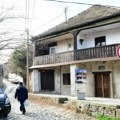"Beli medved" sa ćukovca pod zaštitom: Kuća iz zemunske Ulice Vasilija Vasilijevića, najstarija u Beogradu, proglašena za…