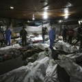 Lekari u Gazi operišu pacijente na podovima, bez anestezije