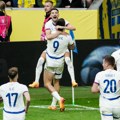 Srbija razbija Švedsku, „orlovi“ „ugurali“ loptu u gol