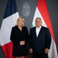 Le Pen se pridružuje Orbanovoj grupi krajnje desnice u Evropskom parlamentu