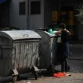 Zagradio automobilom kontejner za smeće; Sačekala ga smrdljiva poruka (FOTO)