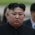 Severna Koreja: Kim Džong Un obišao vojni pogon za proizvodnju savremenih tenkova
