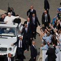 Papa objavio rat klikbejtu i veštačkoj inteligenciji: Ponižavajuće je