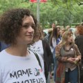 Protest roditelja Jovinih đaka ispred Ministarstva prosvete: Kriza u gimnaziji se produbljuje, došli smo da razgovaramo s…