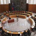 Prvi potez Janšine vlade izazvao buru: Uklonjena palestinska zastava, Izrael najavljuje otvaranje ambasade