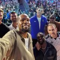 Najbolji svih vremena u istom kadru: selfi Đokovića, Mesija, Brejdija i sportskih velikana obišao svet