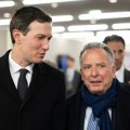Avion sa Vitkofom i Kušnerom sleteo u Moskvu: Američki izaslanici stigli zbog Ukrajine