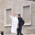 Žena htela da uđe u Ramin kabinet, policija je sprečila: Drama na protestima u Tirani, Telegraf na licu mesta