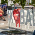 Niko ovo nije očekivao: Seksi ples na karnevalu u Leskovcu podigao buru na mrežama