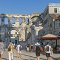 Novčić razdora: Srebrnjak kralja Milutina pronađen u Splitu poslužio za novu razmenu uvreda