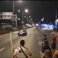 Policija i dalje ne može da pronađe vozača automobila koji se zaleteo u masu na blokadi auto-puta VIDEO