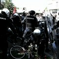 Novi Sad, šest meseci kasnije: Grad tenzija, pendreka i borbe
