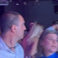 Tata frajer, a majka blista pored njega: Uhvatili smo Breskvičine roditelje u provodu, pevala im je ona