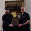 Vučević posetio srpski manastir na Dalj planini: Poklonio relikviju episkopu FOTO