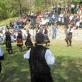Smotra u Porodinu: Nastupaju folklorci iz Srbije i Rumunije
