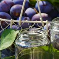 Nema više kupovnih DžEMOVA! Ovo je recept koji ćete čuvati za sva vremena ne sadrži konzervans, a može trajati mesecima – ako…