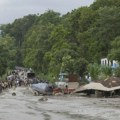 Novi poplavni talas preti Nepalu: Jezero se izliva, ljudi beže u brda