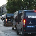 Šta se krije iza snimka iz Trstenika koji je zapalio mreže: Policajci se zaustavili pored mladića i ugurali ga u vozilo, a o…