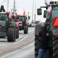 Poljska zabrinuta jer se na protestima poljoprivrednika pojavljuju proputinovski slogani