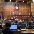 Skupština, dan treći: Parlament nastavio rad, raspravlja se o 60 tačaka: Brnabić isključila mikrofon Marijanu…