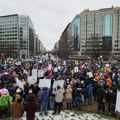 Protestni marš zbog Trampove inauguracije u Vašingtonu: Protest obeležile žene sa ružičastim kapama