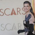 Kada se "tradwife" fantazija pretvori u pakao: Amerika besni zbog novog filma En Hatavej, a još nije ni snimljen
