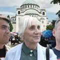 (Foto, video) "Ovo mi je poslednja šansa!" Radmili srce radi 25 odsto, ali je satima stajala ispred Hrama: Dvojica katolika…