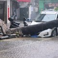 Паника у Јапану, издато хитно упозорење: Тајфун Мекхала тера милионе људи из домова, вода преплавила градове