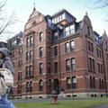 Harvard pokrenuo kurs sa AI avatarima profesora za 699 dolara