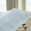 Sajt Dictionary.com proglasio "reč godine" koja se sa društvenih mreža uvukla u svakodnevni govor